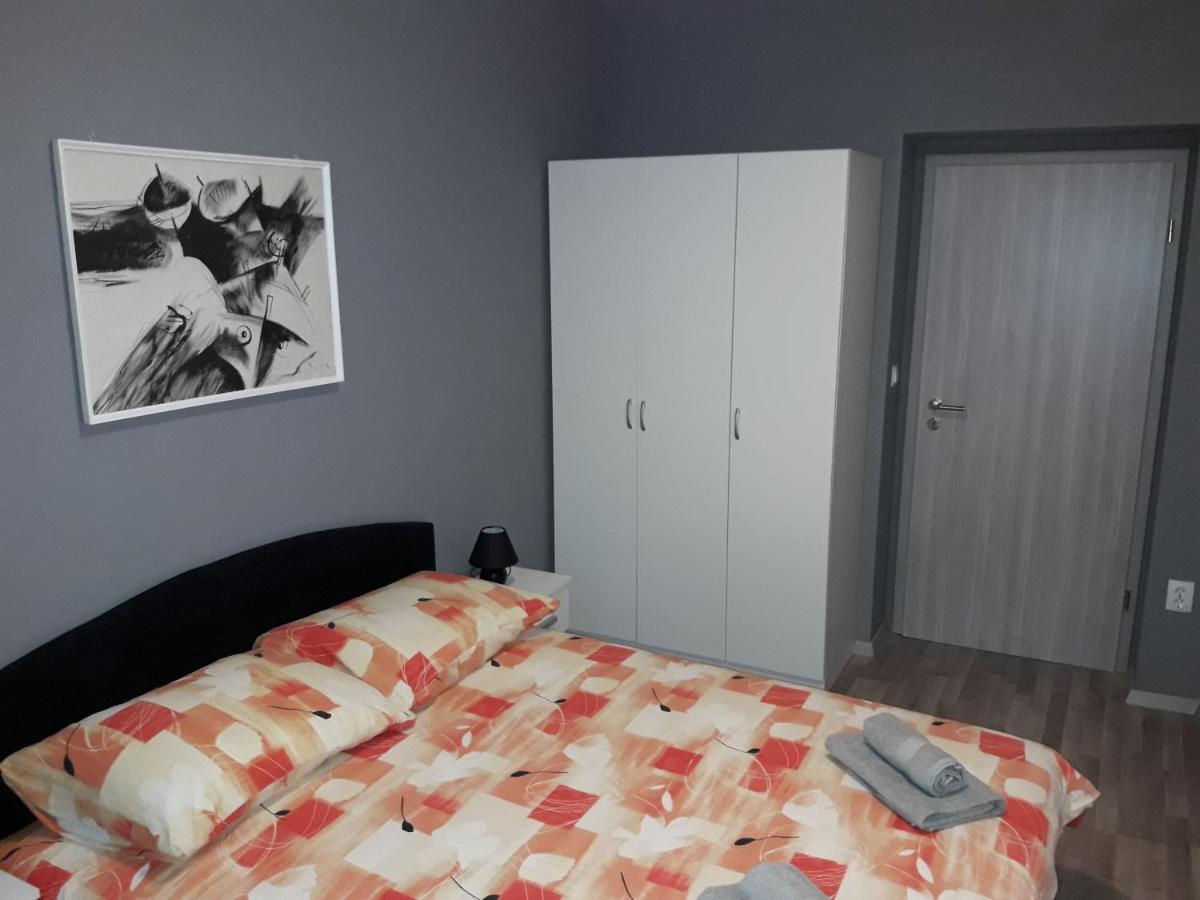 Apartments Vidulic マリ・ロシニュ エクステリア 写真