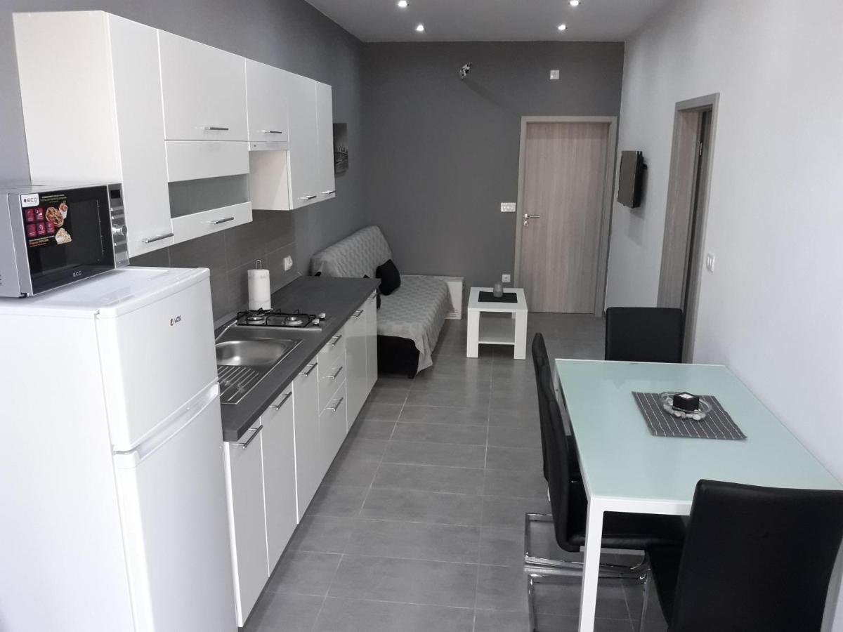 Apartments Vidulic マリ・ロシニュ エクステリア 写真
