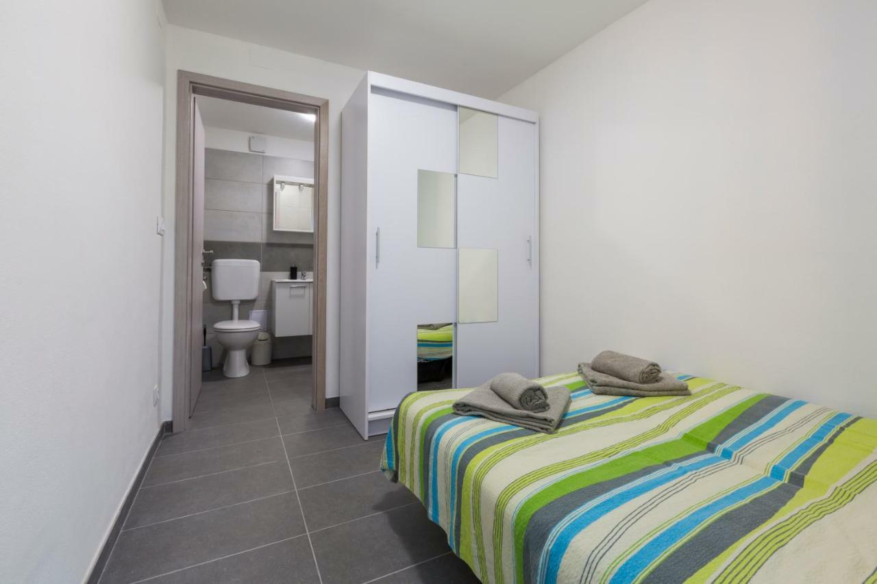 Apartments Vidulic マリ・ロシニュ エクステリア 写真